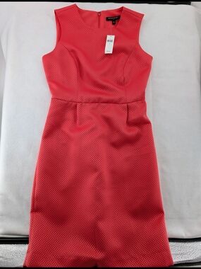 Banana Republic Sleeveless Coral Textured Sheath Dress